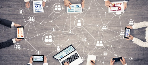 Human resource management, HR, recruitment, leadership and teambuilding. Business and technology concept hr technology artificial intelligence connecting with employees remote workers