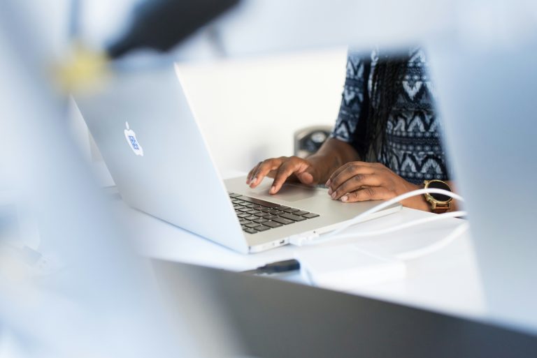 hr tech remote work hybrid work data analyticschristina-wocintechchat-com-NNQlZDbLTm8-unsplash