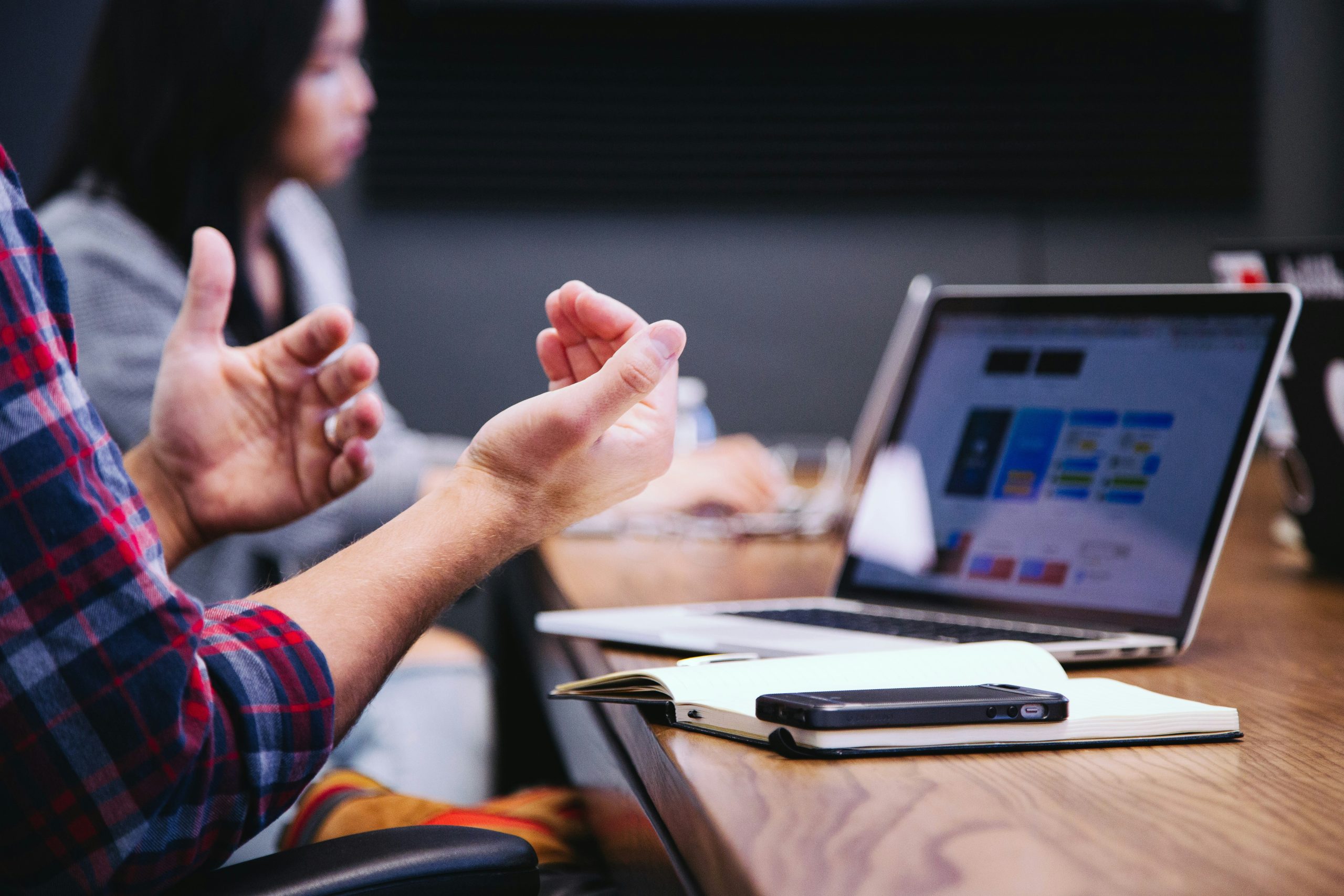 headway-5QgIuuBxKwM-unsplash business team meeting communication explain digital hr tech hr professional